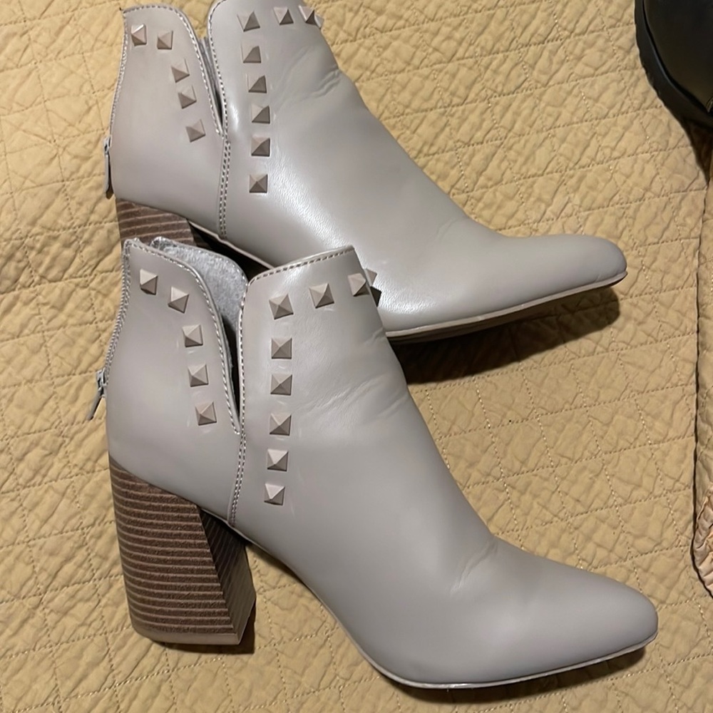 Tan boots